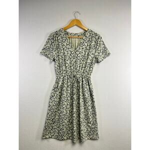Studio B blue floral tie waist knee length dress size small, casual feminine ￼‎